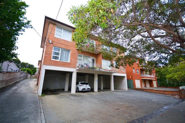 152 Queen Victoria Street