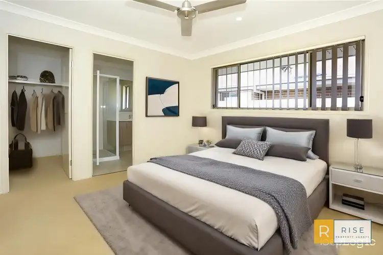 7 Damian Leeding Way, Upper Coomera QLD 4209