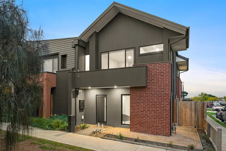 2 Netherley Walk, Armstrong Creek VIC 3217