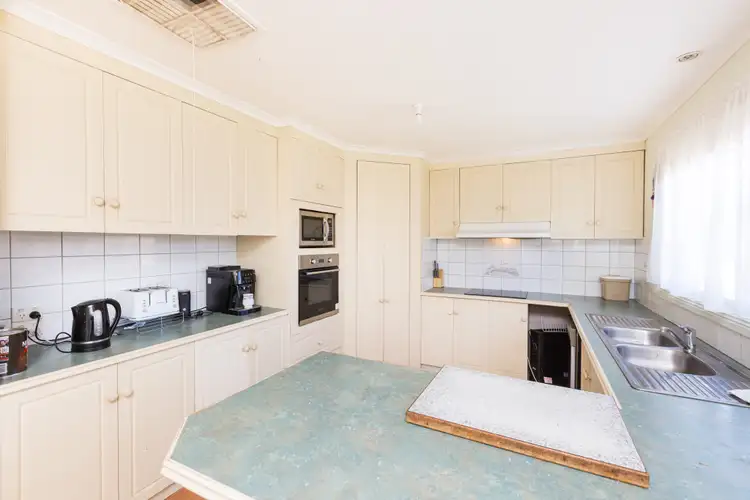 Sixth view of Homely house listing, 4 Allunga Court, Mildura VIC 3500