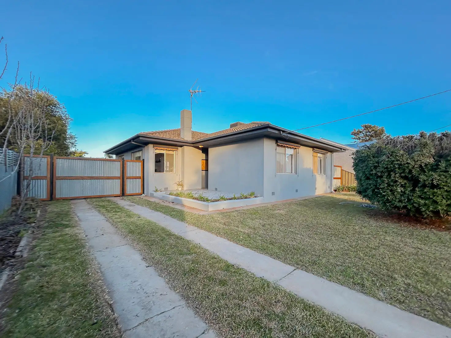 Main view of Homely house listing, 1 Cobham Avenue, Swan Hill VIC 3585