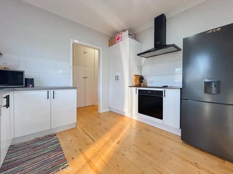 Sixth view of Homely house listing, 1 Cobham Avenue, Swan Hill VIC 3585