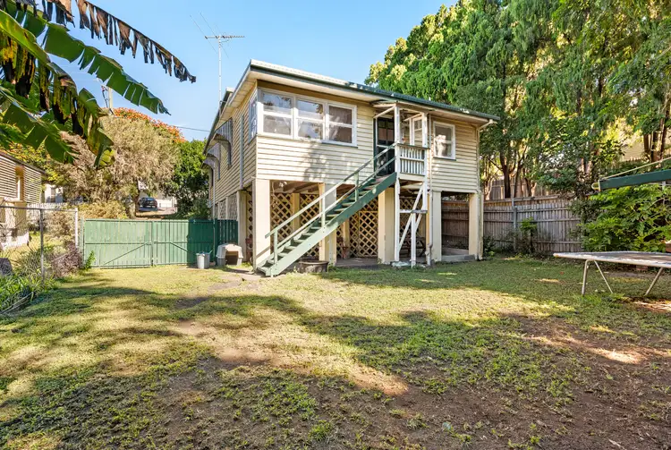32 Andrew Avenue, Tarragindi QLD 4121