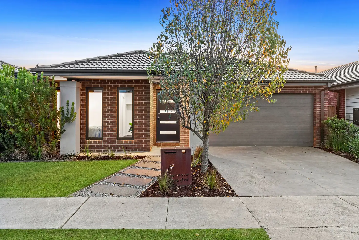 Main view of Homely house listing, 8 Esperance Avenue, Armstrong Creek VIC 3217