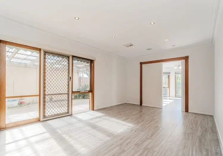 Sixth view of Homely house listing, 2 Pinnock Avenue, Roxburgh Park VIC 3064
