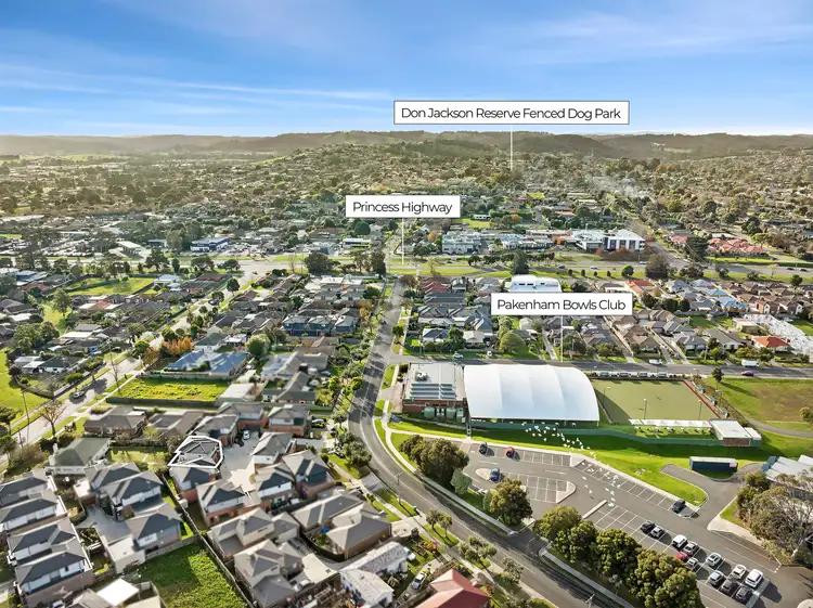 Sixth view of Homely townhouse listing, 4/13-15 Henry Street, Pakenham VIC 3810