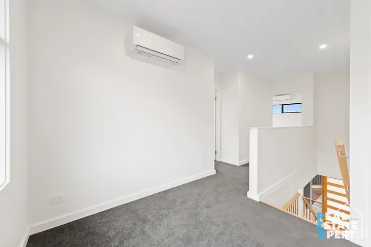 Fifth view of Homely townhouse listing, 2/105 Shrives Road, Hampton Park VIC 3976