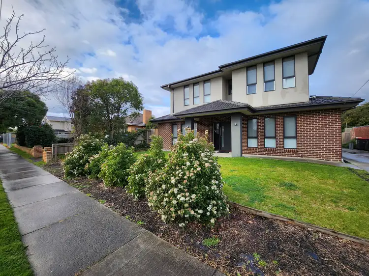 1/24 Koonawarra Street, Clayton VIC 3168