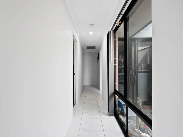 Fifth view of Homely house listing, 11 Roundhill Road, Aveley WA 6069