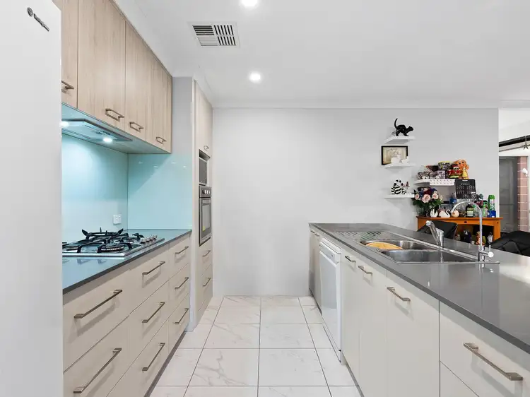 Sixth view of Homely house listing, 11 Roundhill Road, Aveley WA 6069