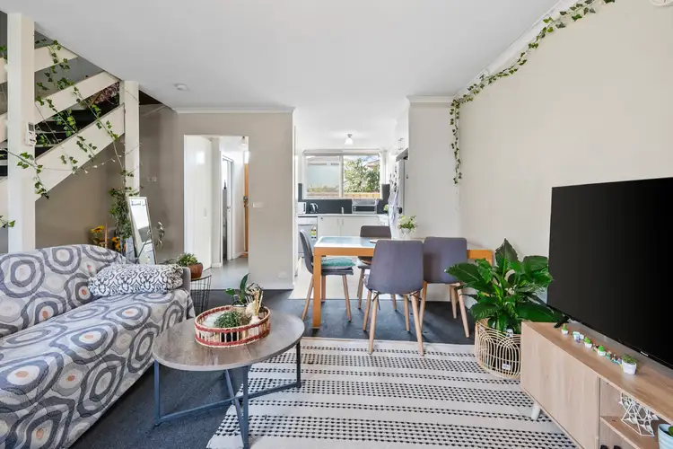 8/14 Ridley Street, Albion VIC 3020