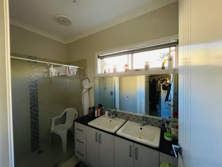 Fifth view of Homely house listing, 248 Newbury Boulevard, Craigieburn VIC 3064