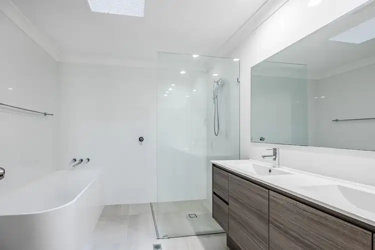 Sixth view of Homely townhouse listing, 38/100 Morala Avenue, Runaway Bay QLD 4216
