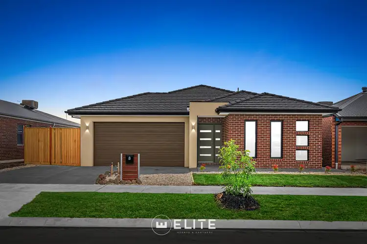 4 Trojan Crescent, Clyde North VIC 3978