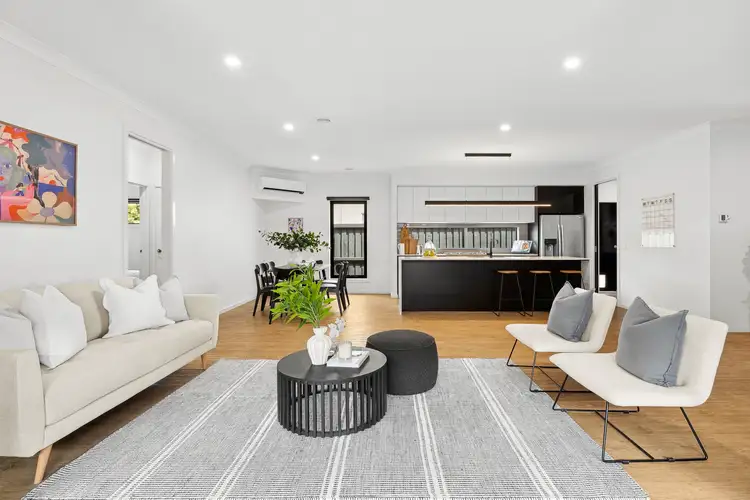 8 Nacelle Street, Mount Duneed VIC 3217