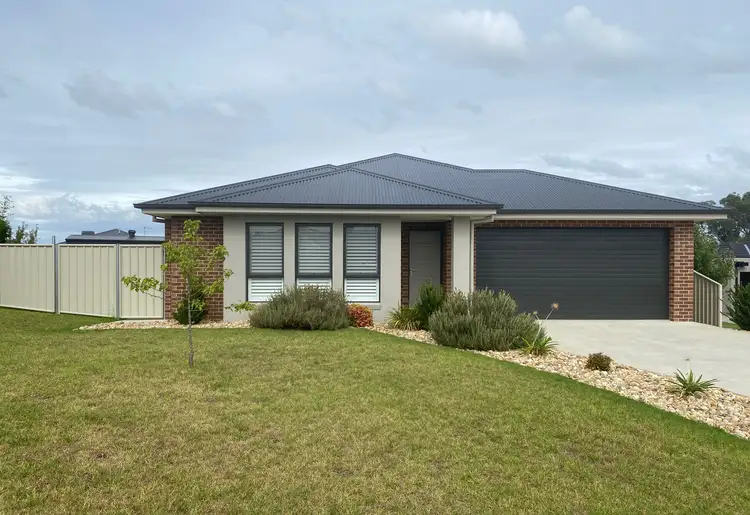 38 Stockman Circuit, Thurgoona NSW 2640