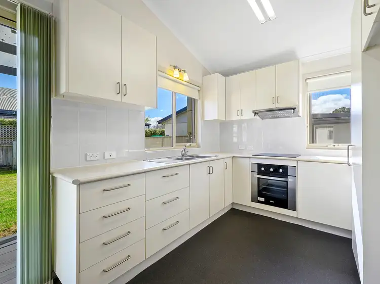 Fifth view of Homely unit listing, 3/3 Isabelle Court, Wynyard TAS 7325