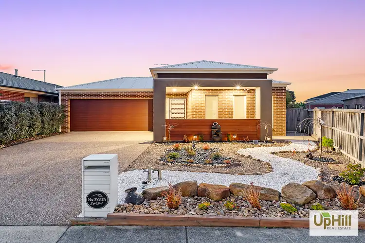 4 Esk Street, Clyde North VIC 3978