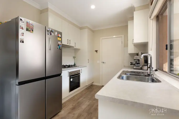 Fourth view of Homely townhouse listing, 1/37 WILLIAM STREET, Wodonga VIC 3690
