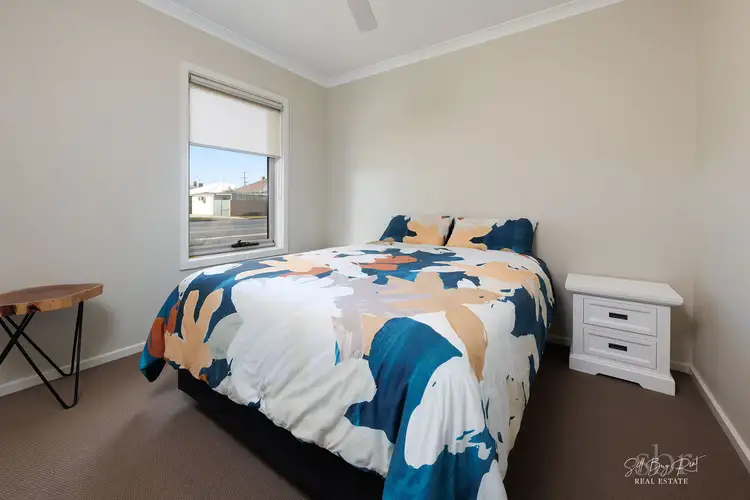 Sixth view of Homely townhouse listing, 1/37 WILLIAM STREET, Wodonga VIC 3690