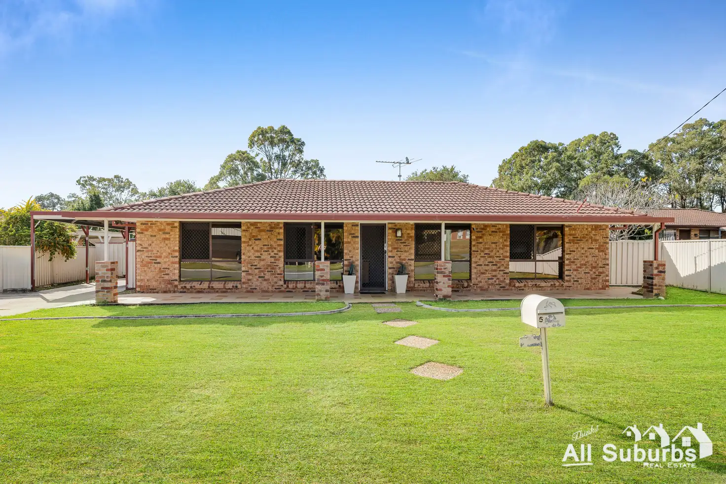 Main view of Homely house listing, 5 Iona Court, Edens Landing QLD 4207