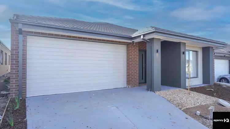 5 Maradona Boulevard, Deanside VIC 3336