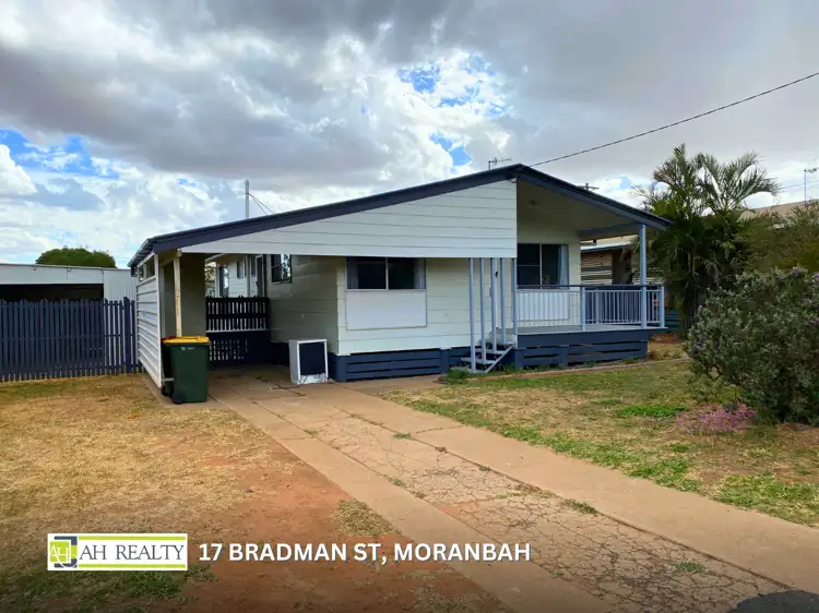 17 Bradman Street, Moranbah QLD 4744