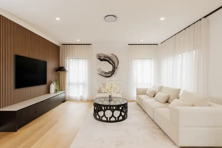 Second view of Homely house listing, 8 New York Way, Spring Mountain QLD 4300