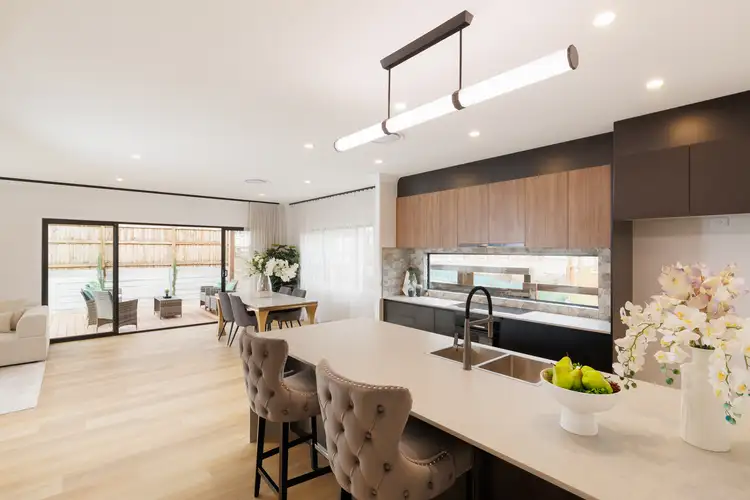 Sixth view of Homely house listing, 8 New York Way, Spring Mountain QLD 4300
