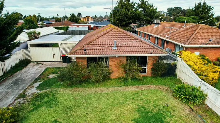 Second view of Homely house listing, 4 Kestrel Place, Werribee VIC 3030