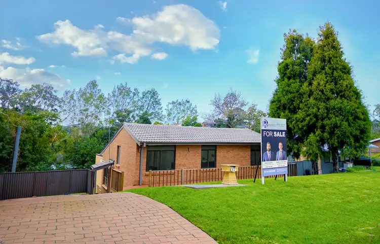 17 Lightwood Street, Ambarvale NSW 2560