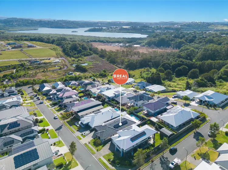 4 Woodroffe Street