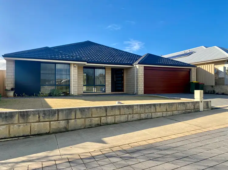 135 Frankland Avenue, Hammond Park WA 6164