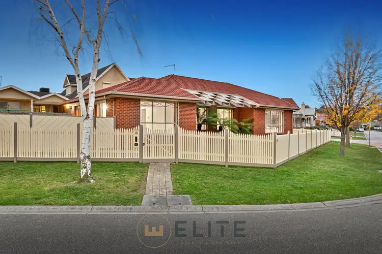Second view of Homely house listing, 10 Furness Court, Berwick VIC 3806