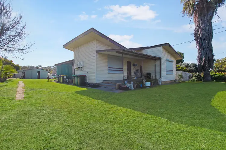 385 Moama Street, Hay NSW 2711