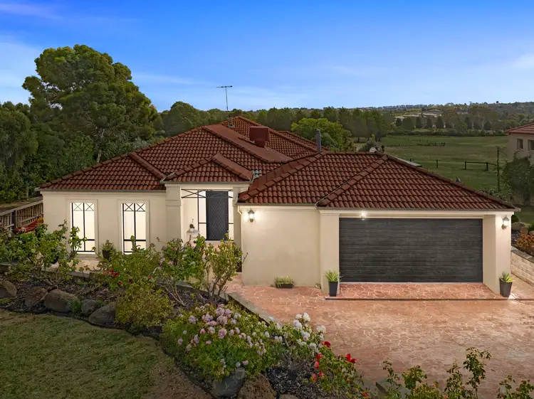 67 Valley Drive, Hidden Valley VIC 3756