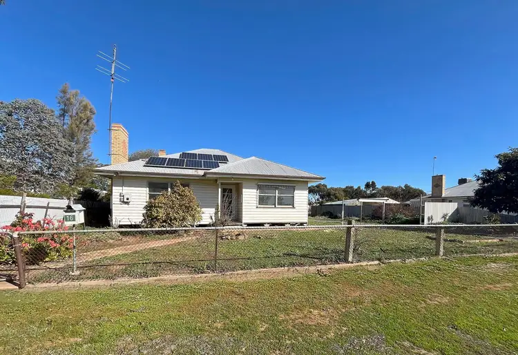 16 Donald Street, Charlton VIC 3525