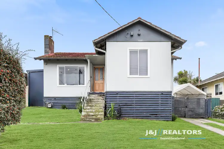Second view of Homely house listing, 3 Laburnum Grove, Doveton VIC 3177