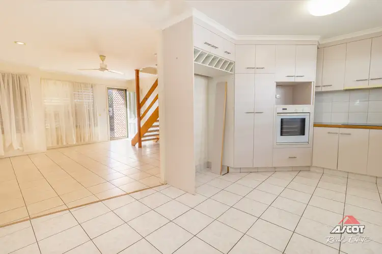 Sixth view of Homely unit listing, 2/72 Quay Street, Bundaberg West QLD 4670