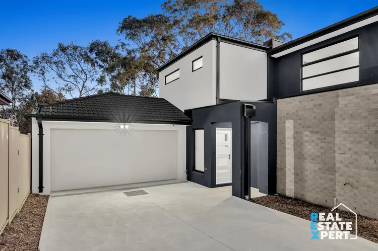 Main view of Homely townhouse listing, unit 2/6 Coulson Avenue, Eumemmerring VIC 3177
