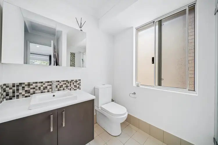 Sixth view of Homely house listing, 6 Pryde Way, Eden Hill WA 6054