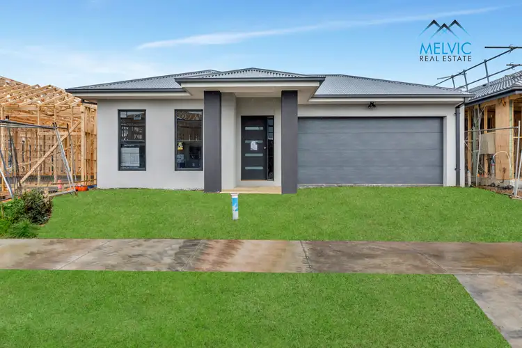 43 Crescendo Boulevard, Clyde VIC 3978