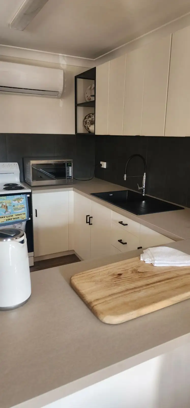 Third view of Homely unit listing, 2/128 High Street, Berserker QLD 4701