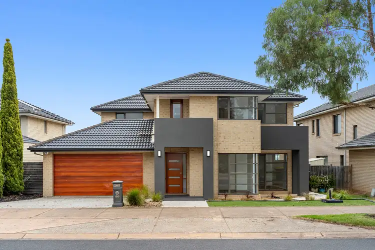 60 Sanctuary Lakes East Boulevard, Point Cook VIC 3030