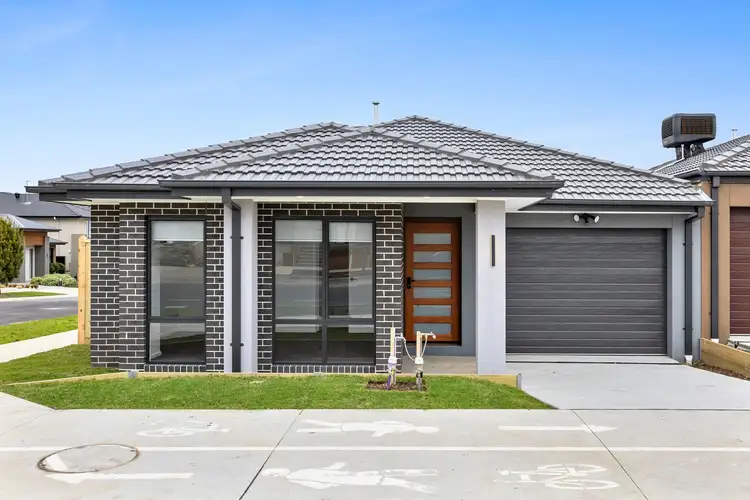 46 Hedgevale Drive, Officer VIC 3809