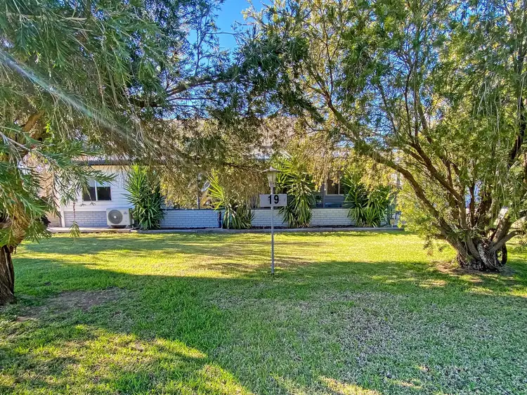 19 Breed Road, Leeton NSW 2705