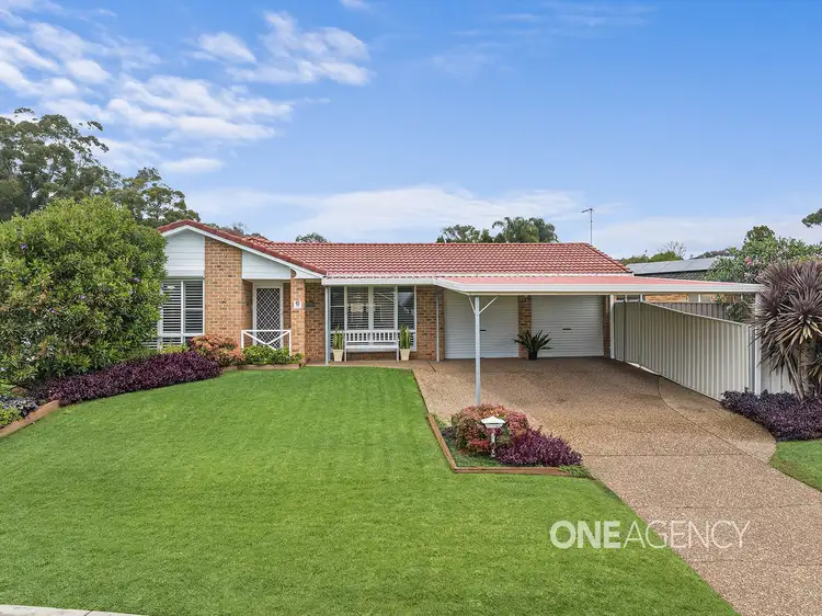 18 Scarborough Circuit, Albion Park NSW 2527