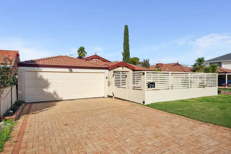 28 Hooson Way, Wilson WA 6107