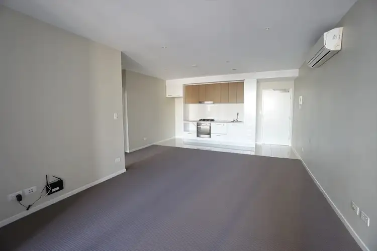 Second view of Homely apartment listing, 999/37C Harbour Rd, Hamilton QLD 4007