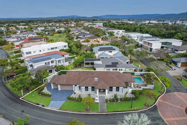 2538 Gracemere Circuit West, Hope Island QLD 4212